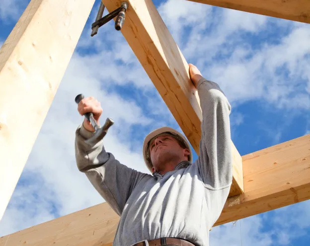 artisan charpentier à Chazemais dans l'Allier 03